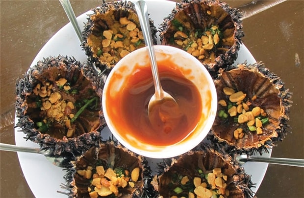 Nhum nướng mỡ hành