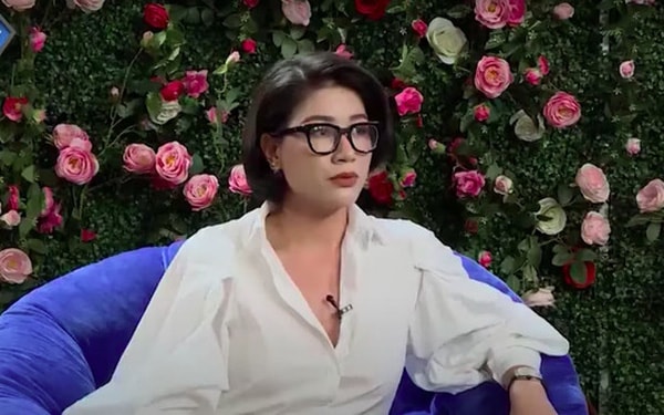 trang trần3