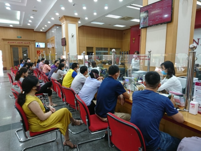 Agribank triển khai kịp thời các giải pháp hỗ trợ khách hàng bị ảnh hưởng bởi dịch COVID-19.