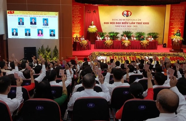 Phiên trù bị Đại hội Đảng bộ huyện Gia Lâm chiều 25/5