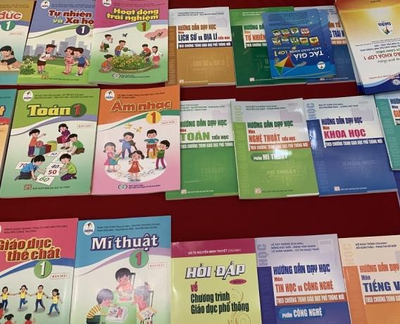 Việc chọn sách giáo khoa nếu có sự can thiệp thì đó là thất bại đầu tiên của đổi mới giáo dục (ảnh Minh Triết).