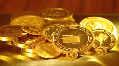 vàng đang giao dịch quanh ngưỡng 1.729 USD/ounce - tăng 9 USD. Ảnh minh họa