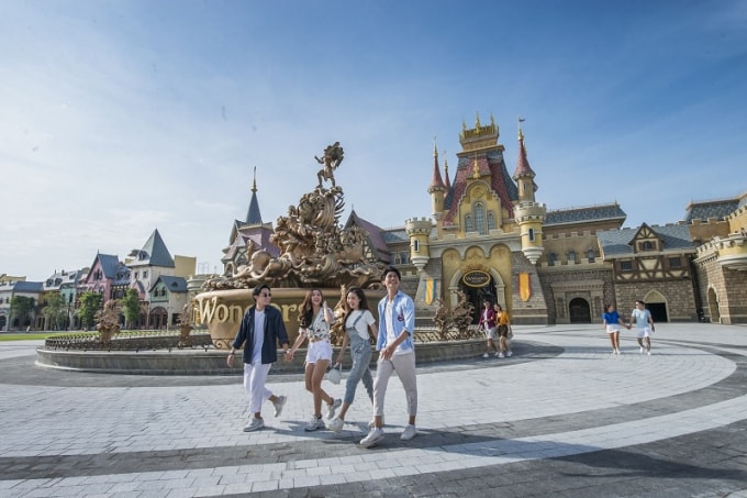 Đại lộ Châu Âu tái hiện khung cảnh và kiến trúc châu Âu trung cổ.