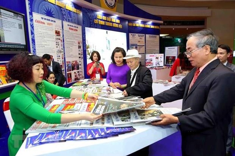 Khách tham quan tại Hội Báo toàn quốc 2019. Ảnh TTXVN
