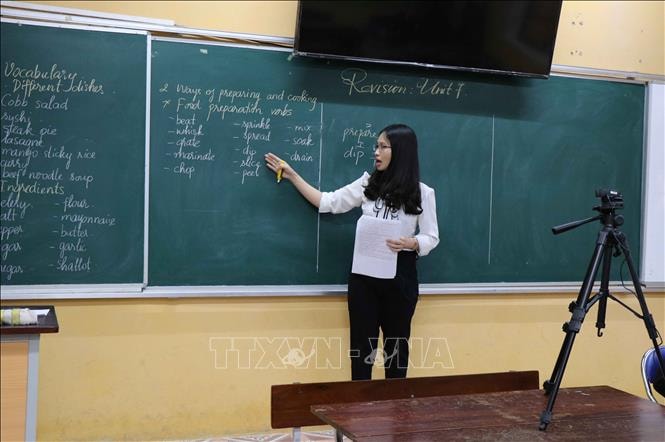 Tới đây, sẽ có nhiều tiết học được thực hiện bằng phương thức dạy học trực tuyến để bớt thời gian lên lớp của học sinh (ảnh minh họa- nguồn internet).