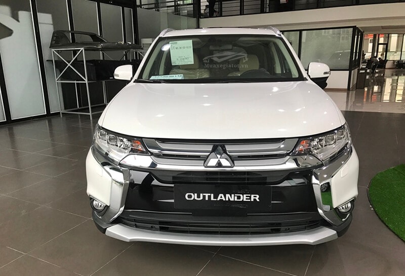 Mẫu xe Mitsubishi Outlander 2.4 CVT Premium.