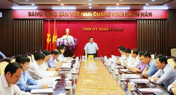 Đoàn công tác của Ban Bí thư Trung ương Đảng làm việc với tỉnh Quảng Ninh. Ảnh: VGP