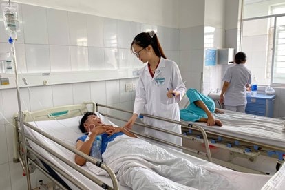 Xử phạt gần 200 triệu 3 hộ kinh doanh làm 230 người ngộ độc. Ảnh: TL