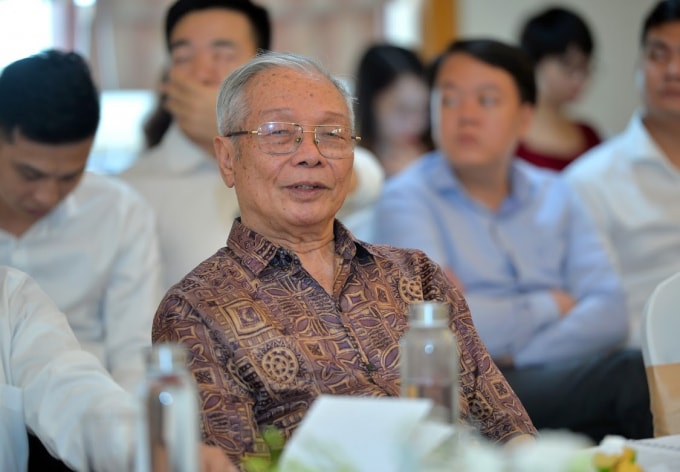 PGS. TSKH. Võ Đại Lược, Giám đốc Trung tâm Kinh tế Châu Á – Thái Bình Dương, nguyên Viện trưởng Viện Kinh tế & Chính trị thế giới.