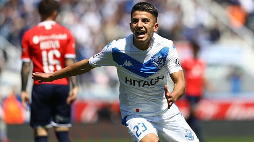 Manchester United đàm phán mua tiền vệ trẻ tài năng Thiago Almada. Ảnh: Sport