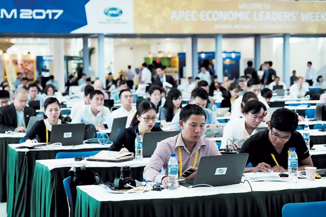 Phóng viên tác nghiệp tại APEC(nguồn: internet)