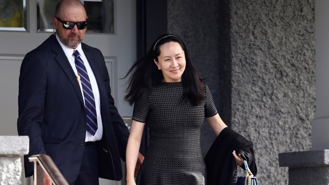 Giám đốc tài chính Wan Wanzhou của tập đoàn công nghệ viễn thông Huawei - Ảnh: Reuters