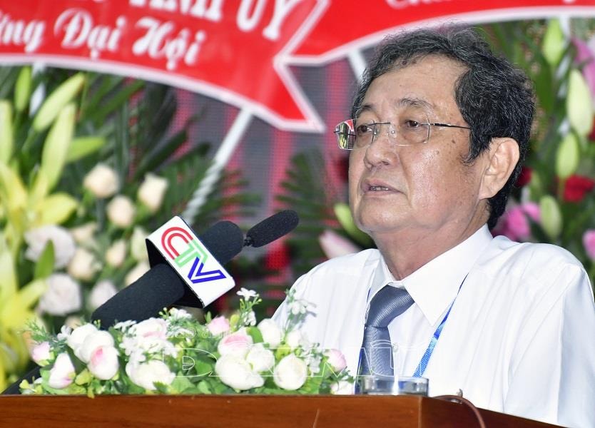 Phó Chủ tịch Hội Nhà báo Việt Nam, ông Nguyễn Bé phát biểu chỉ đạo tại Đại hội. Ảnh Trần Nguyên