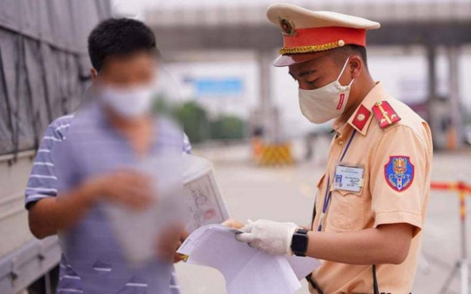 Đề xuất trừ điểm trên giấy phép lái xe, liệu có khả thi? Ảnh: TL.