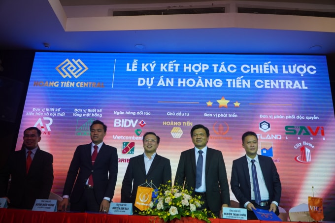 Buổi họp báo ra mắt lễ ký kết hợp tác chiến lược dự án Hoàng Tiến Central được tổ chức ở tỉnh Bình Dương vào ngày 17/6.