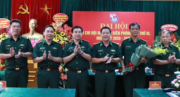 Ban Chấp hành Liên Chi hội Nhà báo Biên phòng nhiệm kỳ 2020-2025. Ảnh: Thanh Thuận