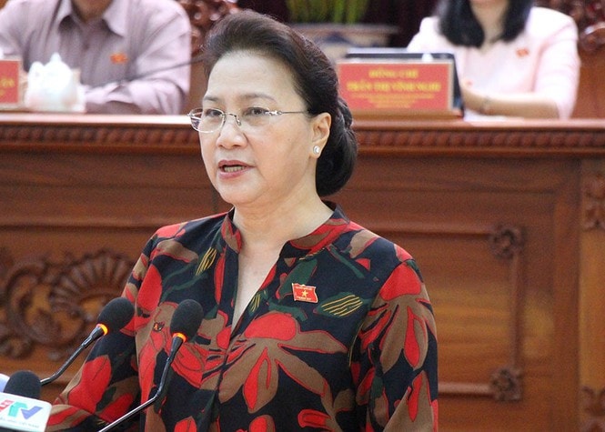 Chủ tịch Quốc hội trả lời cử tri. Ảnh: Vietnamnet