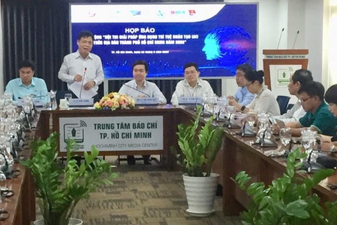 Ông Lê Quốc Cường, Phó Giám đốc Sở TT&TT TP.HCM đại diện Ban tổ chức phát biểu tại buổi phát động cuộc thi