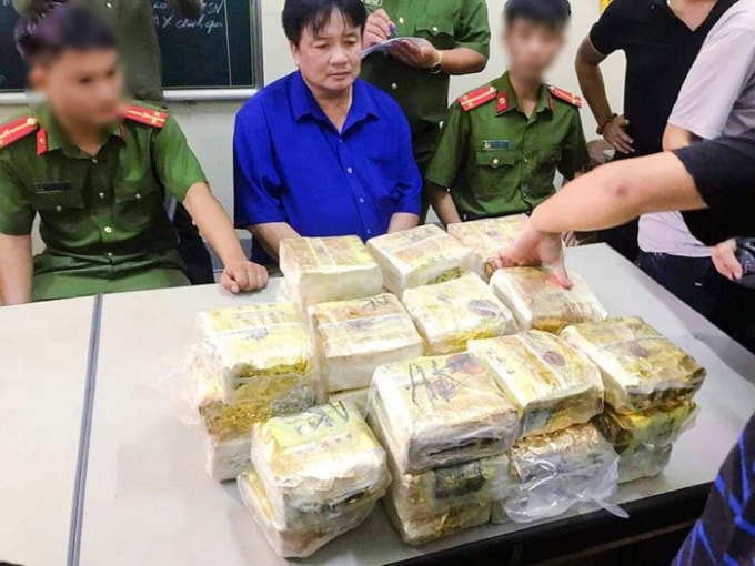 Đối tượng Hồ Sỹ Nguyên cùng tang vật