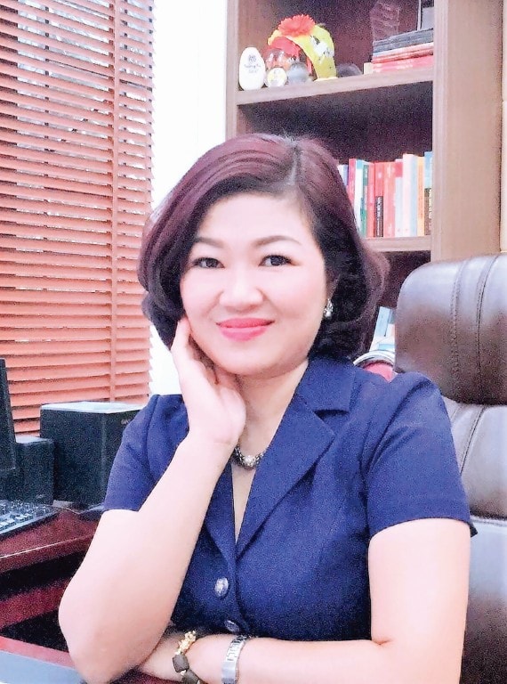 Nhà báo Nguyễn Thị Tuyết Chinh – Giám đốc Đài PTTH Phú Thọ.