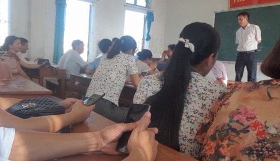 Hình ảnh lớp đào tạo đại học chui tại Trung tâm Giáo dục Nghề nghiệp – Giáo dục thường xuyên huyện Tiền Hải, tỉnh Thái Bình.