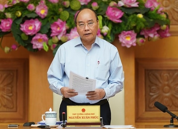 Thủ tướng Nguyễn Xuân Phúc phát biểu tại cuộc họp. Ảnh: VGP