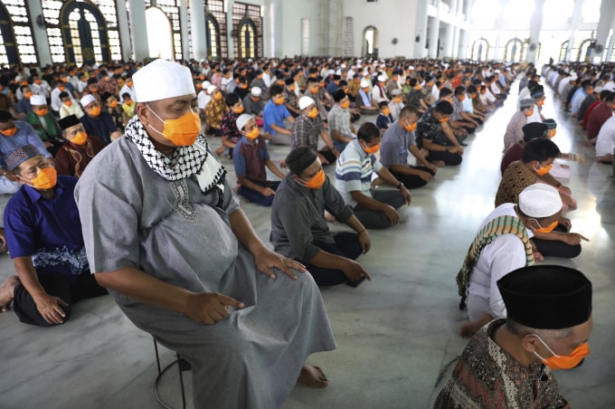 Số lượng ca nhiễm COVID-19 tăng đáng kể trong suốt tháng Ramadan linh thiêng của người Hồi giáo hồi tháng 5. Ảnh: TL.