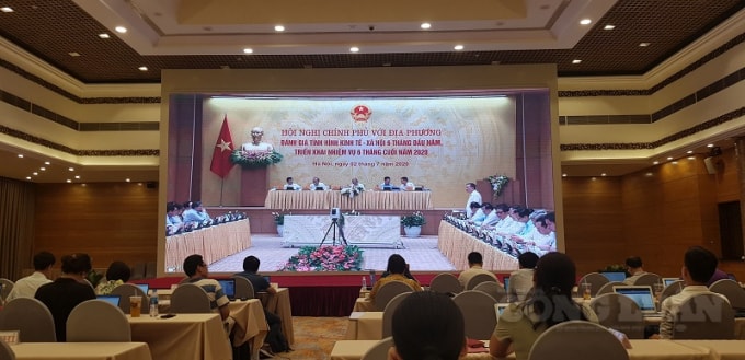 Quang cảnh hội nghị trực tuyến.
