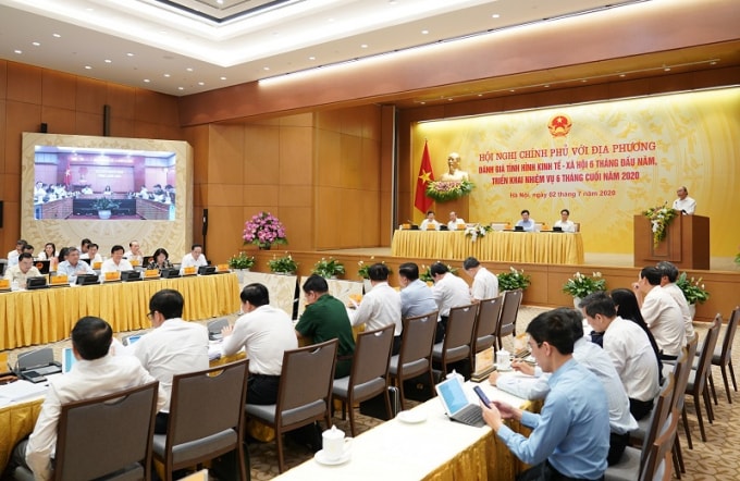 Thủ tướng Nguyễn Xuân Phúc chủ trì hội nghị trực tuyến.