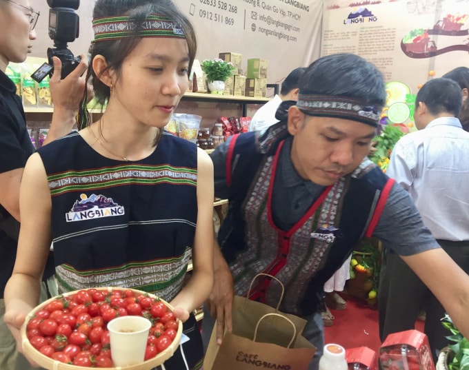 Cà chua cherry Langbiang - sản phẩm được trao giải tại Phiên chợ Tuần nông sản an toàn thực phẩm năm 2020