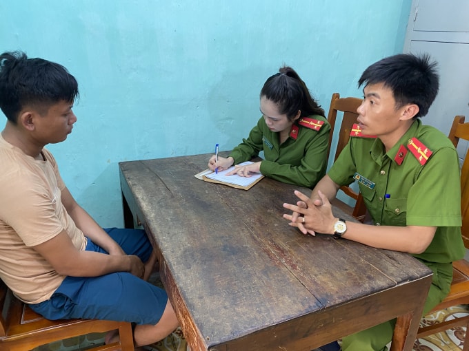 Các đối tượng tại cơ quan công an