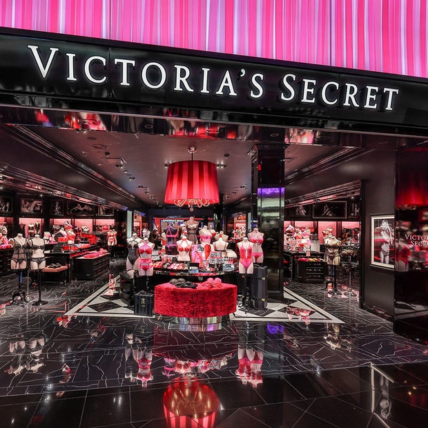 Victoria's Secret đóng cửa 250 cửa hàng tại Mỹ và Canada, kinh doanh ngày một thua lỗ. Ảnh: TL.
