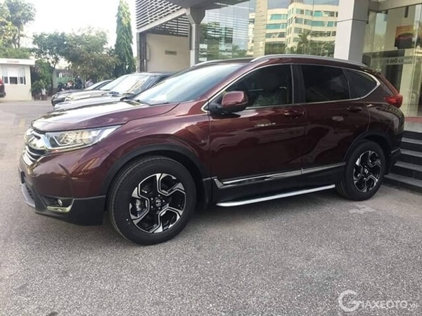 Phí trước bạ của CX5 bản Premium chỉ từ 54 đến 65 triệu đồng/chiếc, trong khi CRV bản L là từ 109 -130 triệu đồng