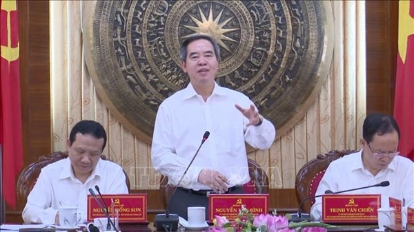 Uỷ viên Bộ Chính trị, Bí thư Trung ương Đảng, Trưởng ban Kinh tế Trung ương Nguyễn Văn Bình phát biểu tại hội nghị. Ảnh: TTXVN