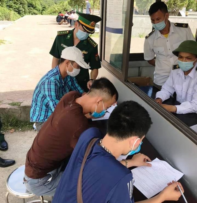 Công dân khai báo hành trình