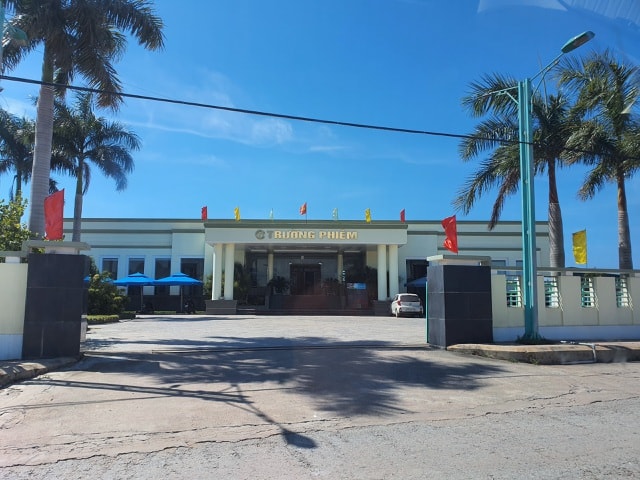 Trụ sở Công ty Trường Phiêm tại xã Hòa Trạch, huyện Bố Trạch, Quảng Bình.