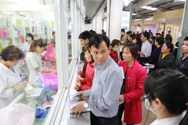 Hằng năm, cơ quan có thẩm quyền phải tổ chức tuyển dụng viên chức để thay thế cho số viên chức y tế còn thiếu. Ảnh minh họa