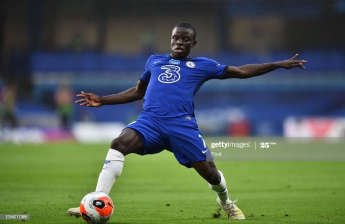 Kante gặp vấn đề về gân kheo trong chiến thắng 3-0 trước Watford. Ảnh: Getty