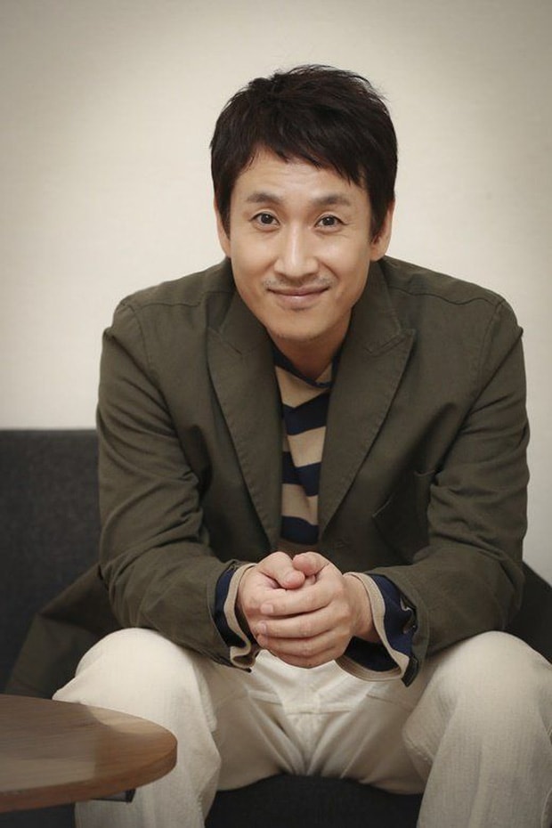 Lee Sun Gyun - nam diễn viên Parasite ( Ký Sinh Trùng)