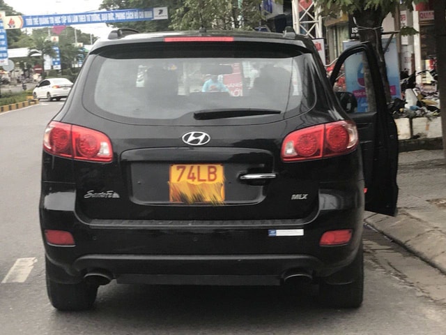 Xe biển số màu vàng sẽ dễ nhận biết hơn. Ảnh: TL.