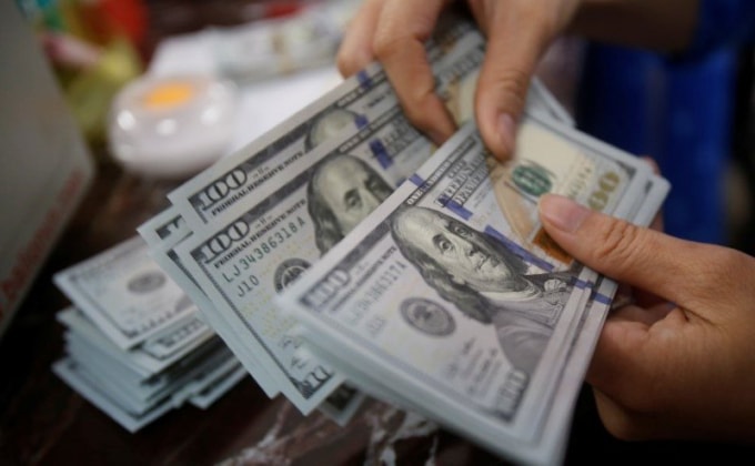 Đồng USD liên tiếp sụt giảm. Ảnh: TL