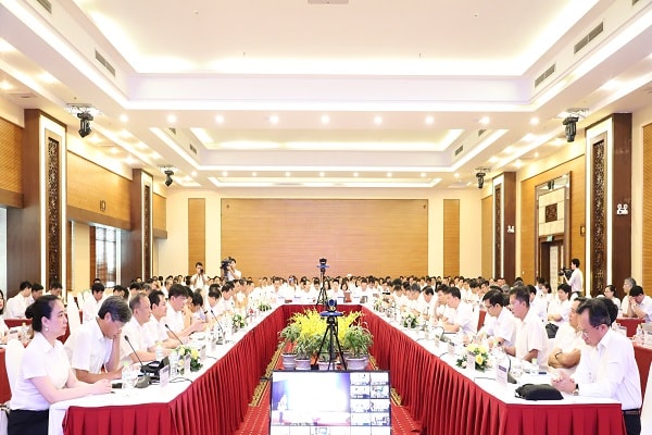 Hội nghị sơ kết công tác 6 tháng đầu năm và triển khai kế hoạch 6 tháng cuối năm 2020 của Tổng công ty Điện lực miền Bắc.
