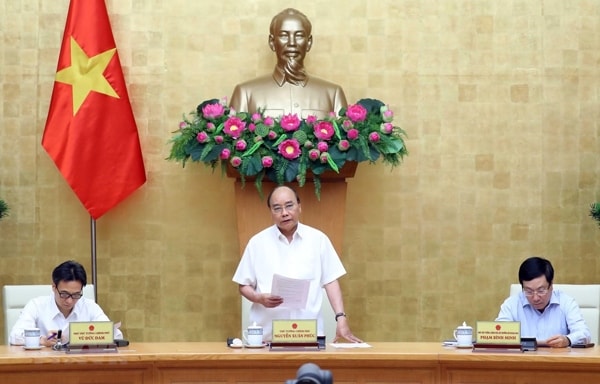 Thủ tướng Nguyễn Xuân Phúc phát biểu tại cuộc họp. Ảnh: TTXVN