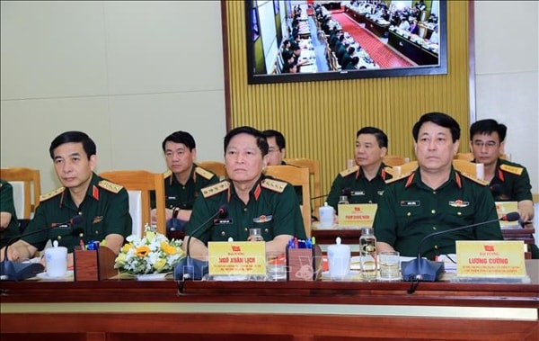 Đại tướng Ngô Xuân Lịch, Ủy viên Bộ Chính trị, Phó Bí thư Quân ủy Trung ương, Bộ trưởng Bộ Quốc phòng chủ trì Hội nghị. Ảnh: TTXVN