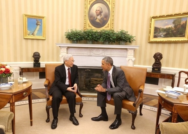Tổng Bí thư Nguyễn Phú Trọng hội đàm với Tổng thống Barack Obama, ngày 7/7/2015, tại Nhà Trắng ở Thủ đô Washington D.C trong chuyến thăm chính thức Hoa Kỳ từ ngày 6-10/7/2015. Ảnh: TTXVN