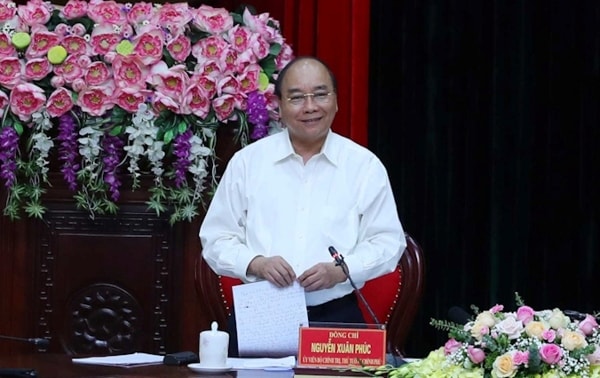 Thủ tướng Nguyễn Xuân Phúc phát biểu tại buổi làm việc với lãnh đạo chủ chốt tỉnh Ninh Bình. Ảnh VGP