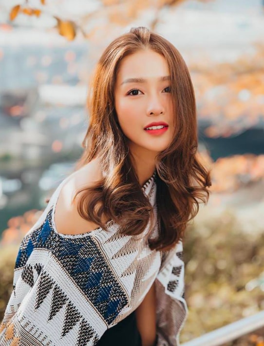 _Khả Ngân., (1)