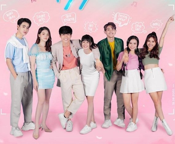 Jolie lần đầu đóng phim cạnh dàn cast trẻ trung