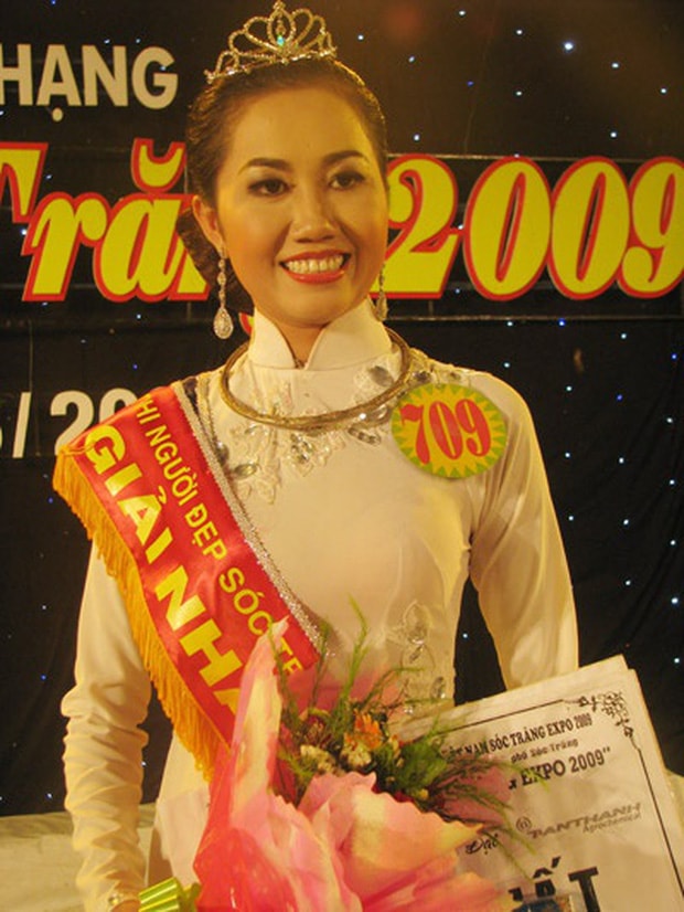Hoa hậu Mỹ Xuân được biết đến là người mẫu tự do. Thời điểm mời vào nghề, chân dài bán dâm với giá vài triệu đồng/ lượt. Sau khi đoạt danh hiệu hoa hậu Nam Mê Công 2009, Mỹ Xuân nâng giá bán dâm lên mức ngàn USD.