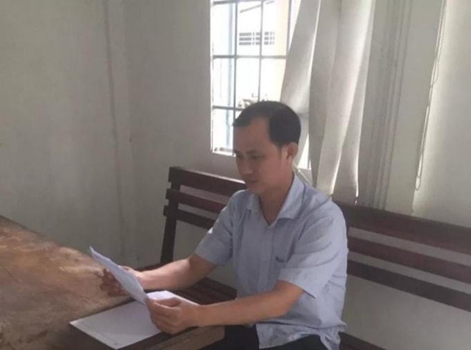 Ông Lê Văn Trứ tại cơ quan điều tra. Ảnh: Công an Cần Thơ